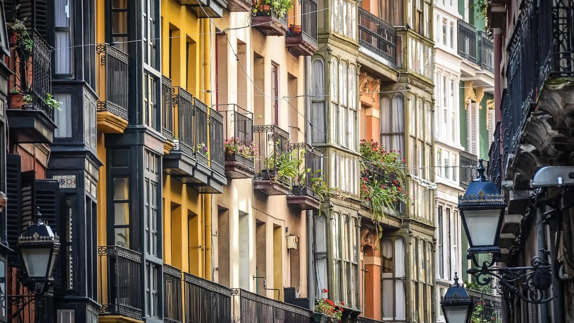 Lägenhet Siete Calles / Bilbao Art